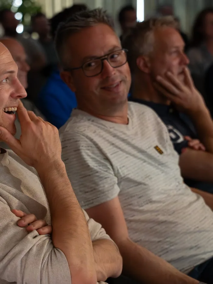 Ai, ik ben mijn baan kwijt — foto 1 van de show